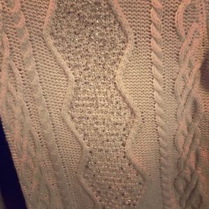 Cable knit sweater with sparkle